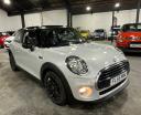 Mini Hatch 1.5 Cooper D Hatchback